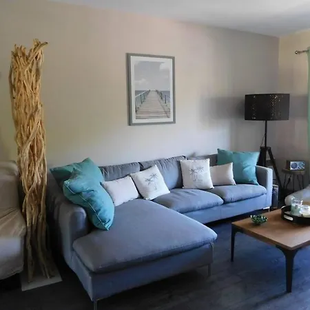 Magnifique Au Calme Avec Piscine Apartment